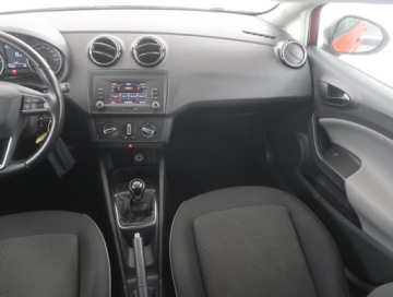 Seat Ibiza IV Hatchback 5d Facelifting 1.2 TSI 90KM 2015 Seat Ibiza 1.2 TSI, Salon Polska, Klima, zdjęcie 7