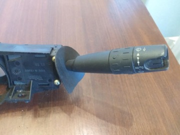 ПЕЖО 406 КОМБИНИРОВАННЫЙ ПЕРЕКЛЮЧАТЕЛЬ