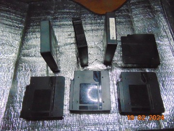 BMW E90 E87 E39 E46 E53 MAGAZYNEK ZMIENIARKI ODTWARZACZ CD 8364931
