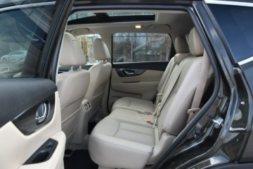 Nissan X-Trail III Terenowy 1.6 dCi 130KM 2016 Nissan X-Trail 1.6dCi 129KM Manual 2016r. Salon Xe, zdjęcie 14