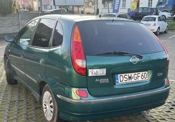Nissan Almera Tino 1.8 114KM 2002 Nissan Almera Tino 2002, 1.8 benzyna 1.8 Benzyna 114KM, zdjęcie 7
