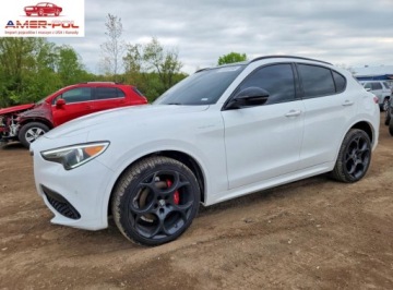 Alfa Romeo Stelvio SUV Facelifting 2.0 Turbo 280KM 2022 Alfa Romeo Stelvio Ti 2022 2.0 Benzyna 280KM