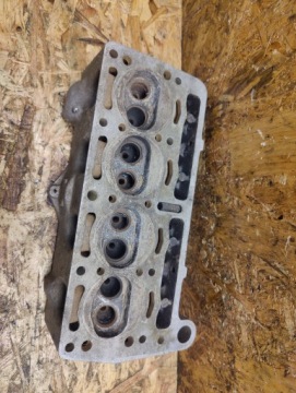 ГОЛОВКА ЦИЛИНДРА ЗАСТАВА FIAT 750 100D000 4064620
