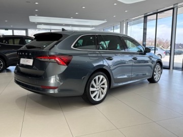 Skoda Octavia III Kombi Facelifting 2.0 TDI 150KM 2020 Skoda Octavia Style / HUD / Ambiente / Kamera / Bl, zdjęcie 3