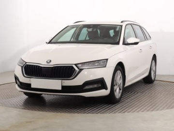 Skoda Octavia IV Scout 1.5 TSI ACT 150KM 2021 Skoda Octavia 1.5 TSI, Salon Polska, zdjęcie 1