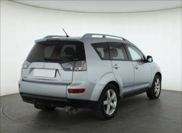 Mitsubishi Outlander II 2.0 DID DOHC 140KM 2008 Mitsubishi Outlander 2.0 DI-D, Salon Polska, 4X4, zdjęcie 4