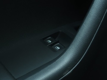 Skoda Octavia III Kombi Facelifting 1.6 TDI 115KM 2018 Skoda Octavia 1.6 TDI, Salon Polska, zdjęcie 17