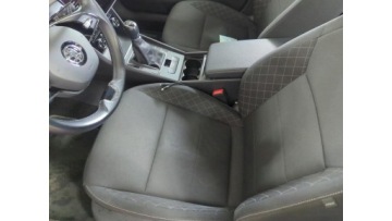 Skoda Superb III Liftback Facelifting 2.0 TDI SCR 150KM 2021 SKODA Superb 2.0 TDI SCR 150 KM Active, zdjęcie 5