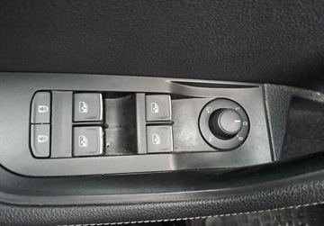 Skoda Superb III Scout 2.0 TDI 190KM 2019 Skoda Superb Style 2.0 TDI 190 KM DSG Navi El. klapa Podg. fot i szyba, zdjęcie 17