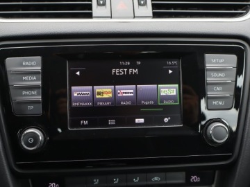 Skoda Octavia III Liftback 1.2 TSI 105KM 2014 Skoda Octavia 1.2 TSI, Salon Polska, Klima, zdjęcie 15