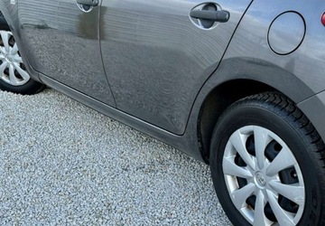 Toyota Auris I Hatchback 5d Facelifting 1.33 Dual VVT-i 101KM 2011 Toyota Auris Toyota Auris 1.33 VVT-i Terra 1.3 Benzyna 100KM, zdjęcie 18