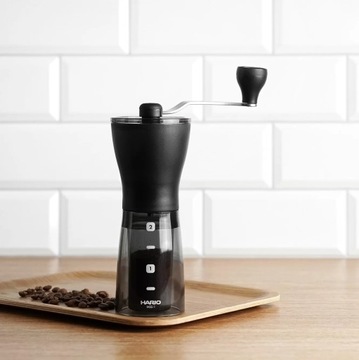 КОФЕМОЛКА HARIO MINI MILL SLIM PLUS РУЧНОГО ПОМОЛА