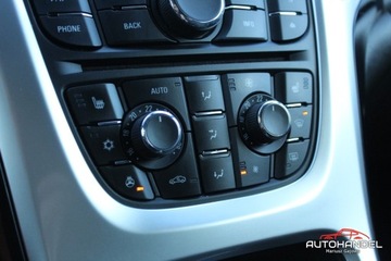 Opel Astra J GTC 1.4 Turbo ECOTEC 120KM 2014 Opel Astra ENERGY 1.4 120ps, Niski przebieg, Bogato wyposazona 1.4 Benzyna, zdjęcie 12