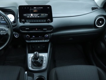 Hyundai Kona I Crossover Facelifting 1.0 T-GDI 120KM 2021 Hyundai Kona 1.0 T-GDI MHEV, Salon Polska, zdjęcie 7