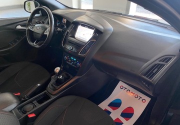 Ford Focus III Kombi Facelifting 1.5 EcoBoost 150KM 2017 Ford Focus ST-Line Gwarancja Bezwypadkowy Oplacony Navi Kamera 1.5 Benzyna, zdjęcie 8