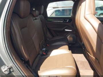 Porsche Cayenne III 2021 Porsche Cayenne E-Hybrid Turbo S 2021 4.0l 4.0 Hybryda 541KM, zdjęcie 11