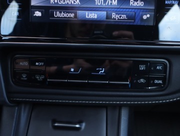 Toyota Corolla XI Sedan Facelifting 1,6 Valvematic 132KM 2017 Toyota Corolla 1.6 Valvematic, Salon Polska, zdjęcie 14