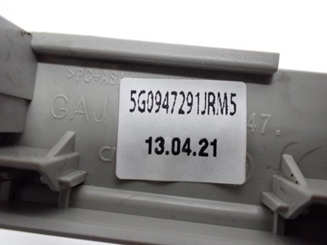 LAMPA INTERIÉR KABINY 5G0947291J VW TOURAN II III 5T 22R
