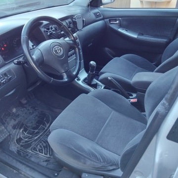 Toyota Corolla IX (E12) Kombi 2.0 D-4D 90KM 2004 Toyota Corolla Kombi E12T 2.0 D4D 2004r, zdjęcie 3