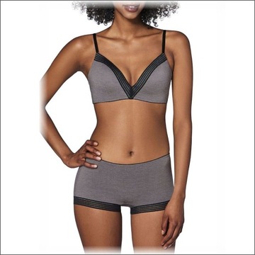 SLOGGI by TRIUMPH WOW! EMBRACE PU PUSH-UP 34 ( XS )