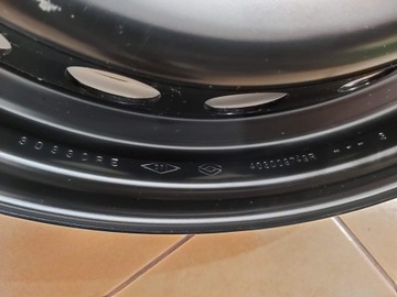 MEGANE IV СТАЛЬНЫЕ КОЛЕСА R15 403009749R ОРИГИНАЛ