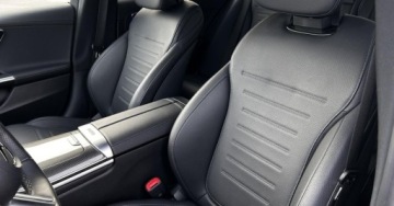 Mercedes Klasa C W206 Limuzyna 1.5 180 170KM 2025 Mercedes-Benz Klasa C AMG Line CarPlay Android Auto Martwe Pole Kamera Sal, zdjęcie 9