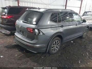 Volkswagen Tiguan II 2021 Volkswagen Tiguan 2021 VOLKSWAGEN TIGUAN 2.0T SE2.0T SE R-LINE 2.0 Benzyna, zdjęcie 8