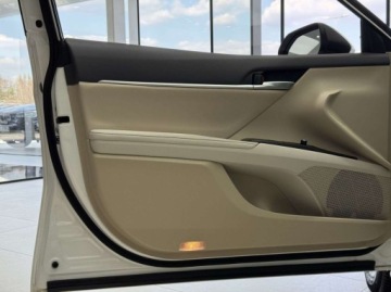 Toyota Camry IX Sedan 2.5 Hybrid Dynamic Force 218KM 2022 Toyota Camry Comfort Kamera cofania Ele. Fotele CarPlayAndroid Auto LED, zdjęcie 10