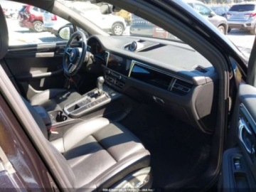 Porsche Macan 2020 Porsche Macan 2020, od ubezpieczalni 2.0 Benzyna 248KM, zdjęcie 6