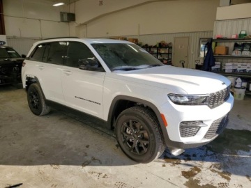 Jeep Grand Cherokee V 2025 Jeep Grand Cherokee Laredo 2025 3.6 Benzyna 293KM, zdjęcie 9