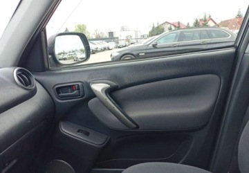 Toyota RAV4 II 2.0 16V D-4D 116KM 2005 Toyota RAV4 Toyota RAV4 2.0 Diesel 116KM, zdjęcie 14