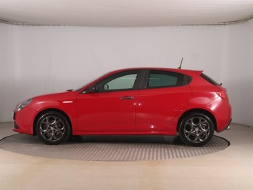 Alfa Romeo Giulietta Nuova II Hatchback 5d Facelifting 2016 1.4 TB 16v Mair 150KM 2017 Alfa Romeo Giulietta 1.4 T MultiAir, Salon Polska, zdjęcie 2