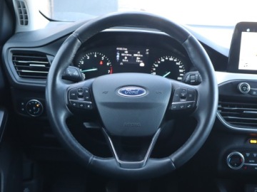 Ford Focus III Hatchback 5d facelifting 1.0 EcoBoost 125KM 2018 Ford Focus 1.0 EcoBoost, Salon Polska, Serwis ASO, zdjęcie 14