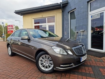 Mercedes Klasa E W212 Limuzyna 250 CGI BlueEFFICIENCY 204KM 2010 Mercedes E 250 CGI Elegance Automat Navi Skóry, zdjęcie 7