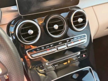 Mercedes Klasa C W205 Kombi 200 184KM 2017 Mercedes-Benz Klasa C Tylko 77000km Jak nowy Panorama 2.0 Benzyna, zdjęcie 21