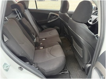 Toyota RAV4 III MPV Facelifting 2.2 D-4D 150KM 2011 Toyota RAV 4, zdjęcie 18