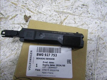 Audi A4 B9 czujnik klamki kessy 8W0927753