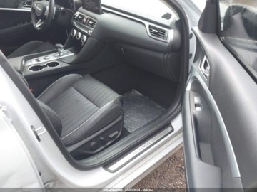  Genesis G70 2.0T 2022 2.0 Benzyna 252KM, zdjęcie 9
