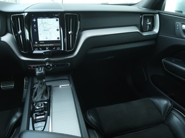 Volvo XC60 II Crossover D5 235KM 2017 Volvo XC60 D5 AWD, Salon Polska, Serwis ASO, zdjęcie 7