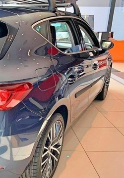 CARCHROM.PL LIŠTA BOČNÍ ČERNÉ SEAT LEON IV HB 5D 2020-