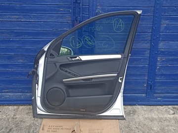 DVEŘE PRAVÝ PŘEDNÍ KOMPLETNÍ MERCEDES ML W164 C775