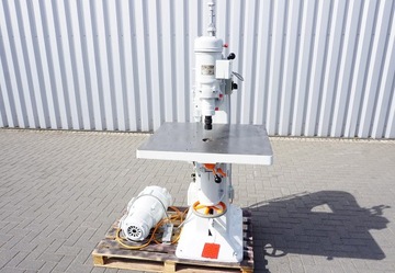 FREZARKA GÓRNO-WRZECIONOWA ALDINGER silnik: 2,2kW blat: 690x740mm
