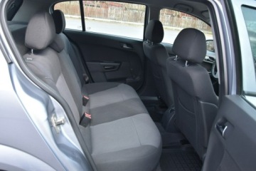 Opel Astra H Hatchback 5d 1.4 TWINPORT ecoFLEX 90KM 2010 Opel Astra 1.4 90KM 2010r. Polski SALON 5drzwi, zdjęcie 12