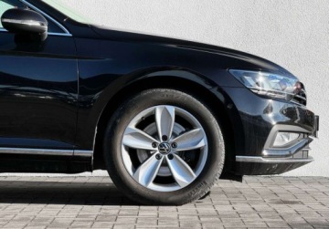 Volkswagen Passat B8 Variant Facelifting 2.0 TSI 190KM 2022 Volkswagen Passat LED Travel Assist Navi Easy OpenClose Salon PL FVAT, zdjęcie 3