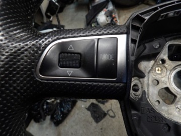 РУЛЕВОЕ КОЛЕСО AUDI A4 B8