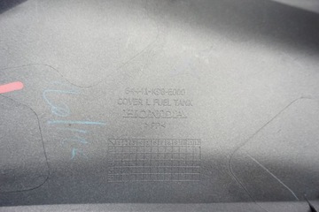 HONDA CB 125 R JC79 18-20 НАКЛАДКА ОБТЕКА ТОПЛИВНОГО БАКА ЛЕВАЯ