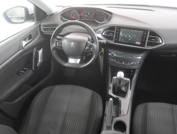 Peugeot 308 II 2014 Peugeot 308 1.6 BlueHDi, Navi, Klima, Klimatronic, zdjęcie 6