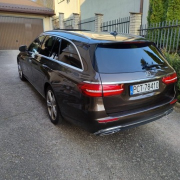 Mercedes Klasa E W213 2017 Mercedes 213, E-klasa, diesel, avangarde, kombi, 7-osobowy, zdjęcie 3