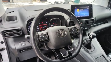 Toyota Proace II 2022 Toyota PROACE CITY City Verso 1.2 D-4T Family 5 os, zdjęcie 5