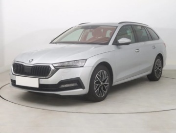 Skoda Octavia IV Liftback 1.0 TSI EVO 110KM 2020 Skoda Octavia 1.0 TSI e-tec, Salon Polska, zdjęcie 1